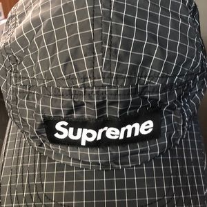 Supreme authentic hat